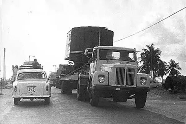 经典卡车10.jpg