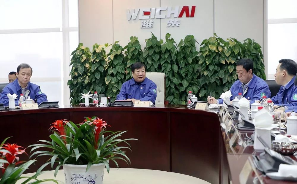 谭旭光：坚决打赢疫情防控硬仗